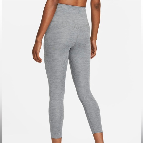 Nike leggings dri fit size medium - Picture 1 of 6